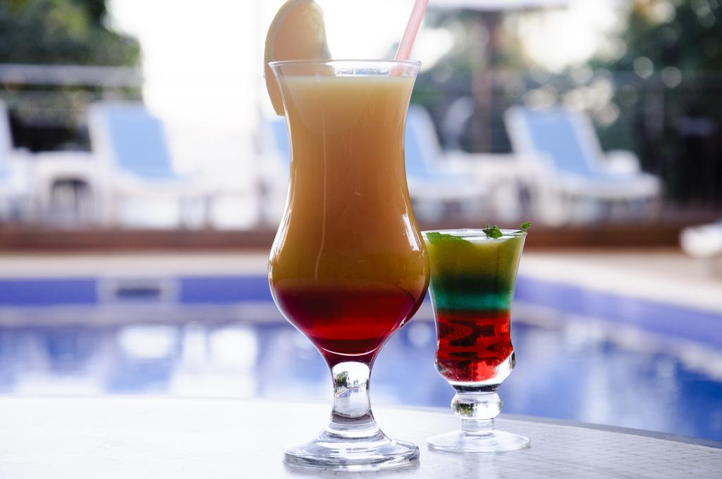 De La Trinidad Hotel Encarnación 外观 照片